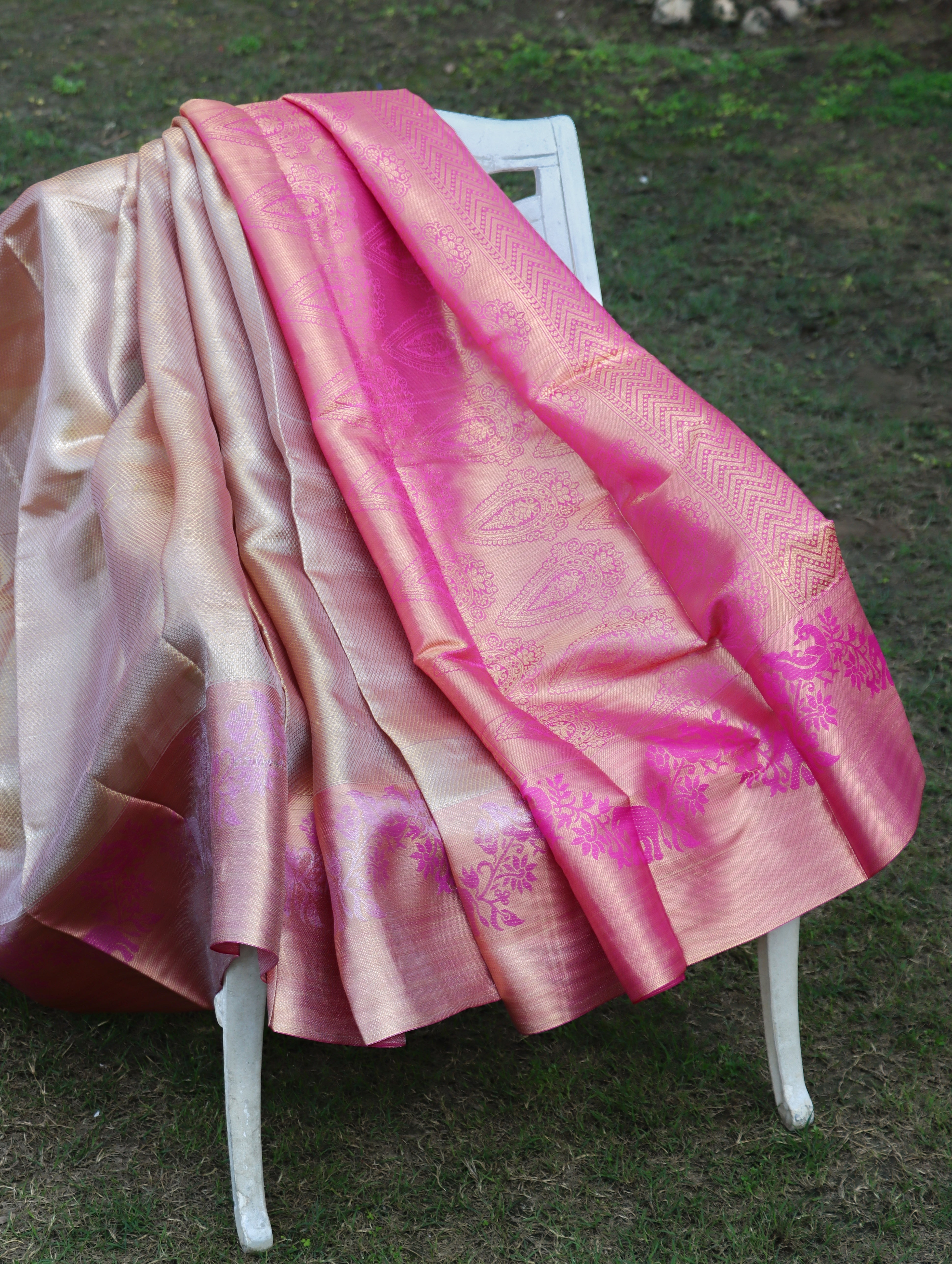 Swarna Gulabi Pattu Saree