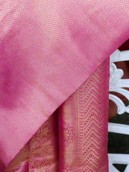 Swarna Gulabi Pattu Saree